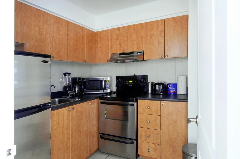 Comfortable Downtown Studio Apartment by Namastay