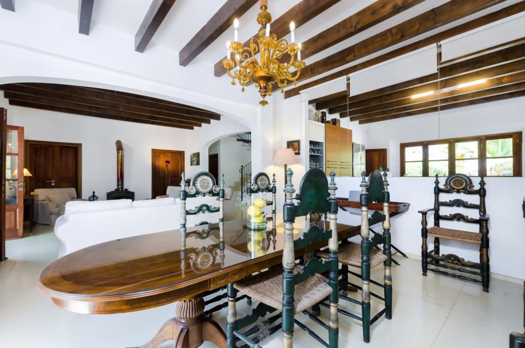 PUIG DE GARRAFA - Villa with sea views in Andratx. Free WiFi