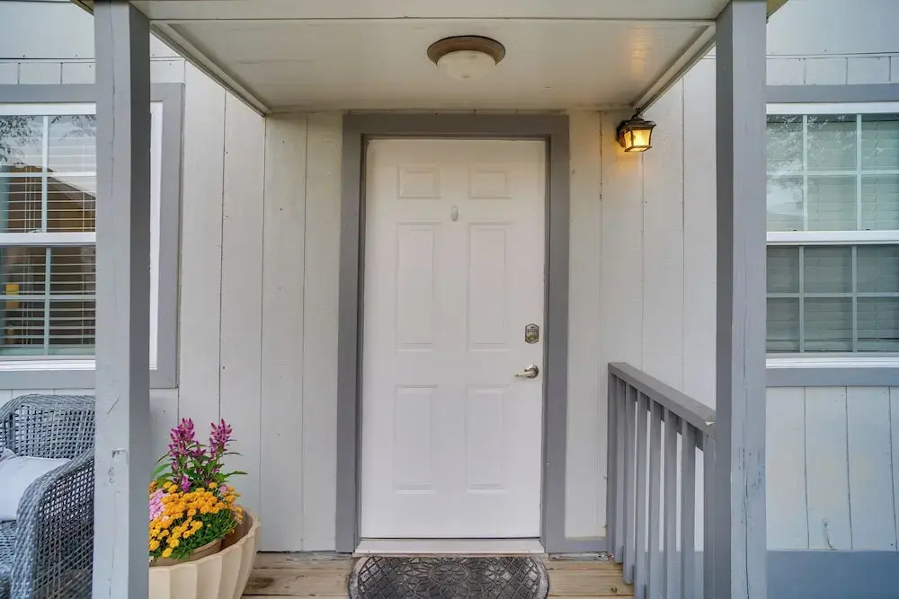 ~ 3 Mi to Dtwn: East Nashville Home w/ Deck