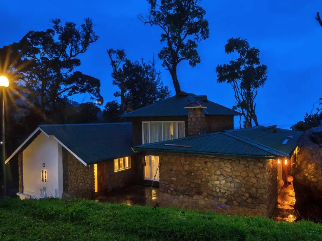 Neelakurunji Luxury Plantation