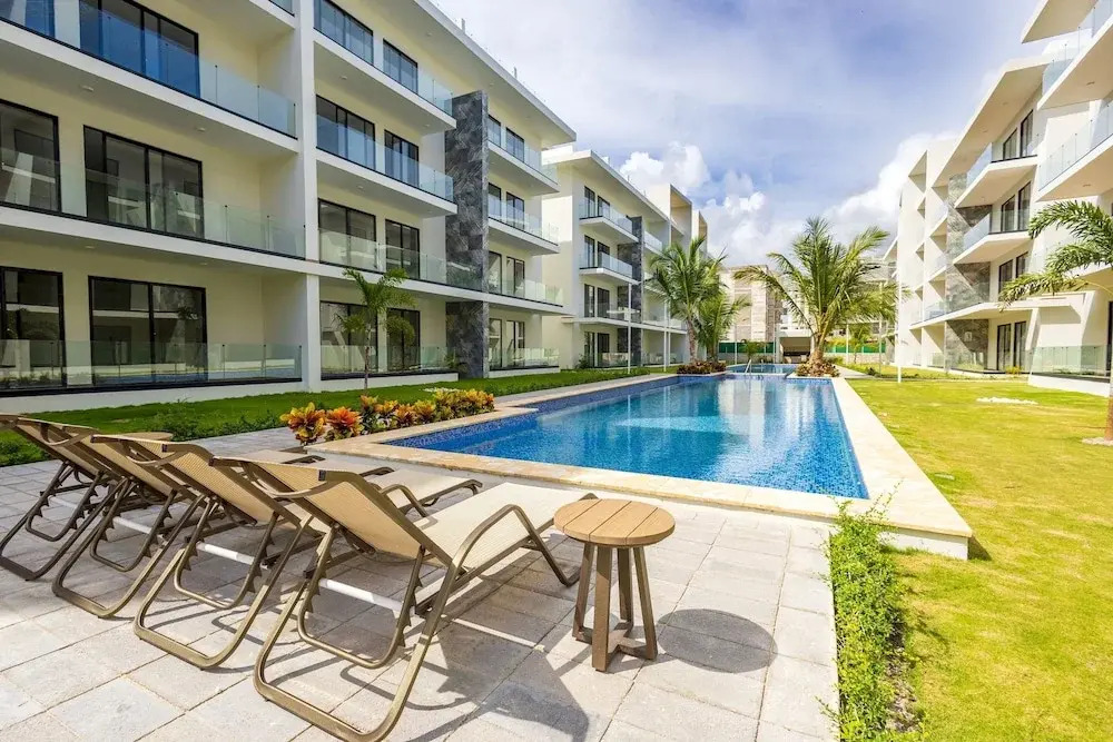 2BR Oasis in Eden Tropical - BBQ Pool Near Beach