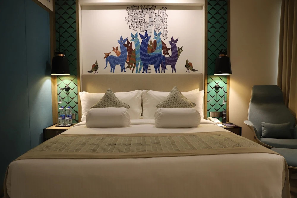 The Cruze Premium Boutique Hotel