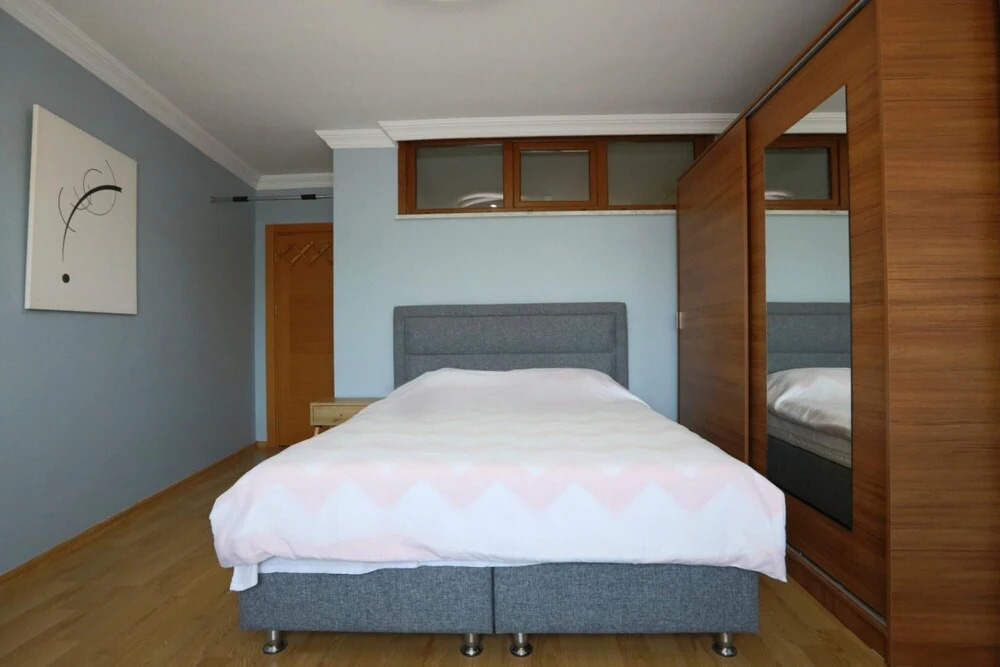 Modern and Stylish Flat With Balcony in Atasehir