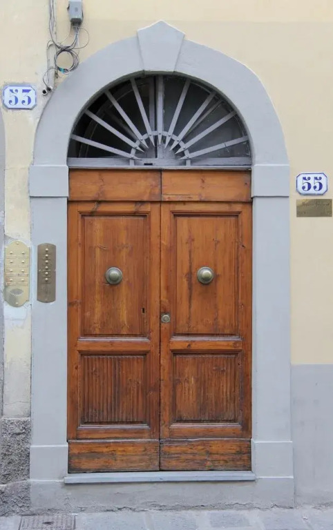 Elegant and Cozy City Center for 5 - Two Bedroom Apartment, Sleeps 5