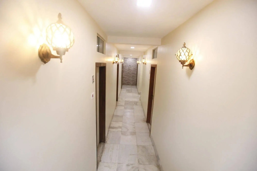 Hotel Al Moazin