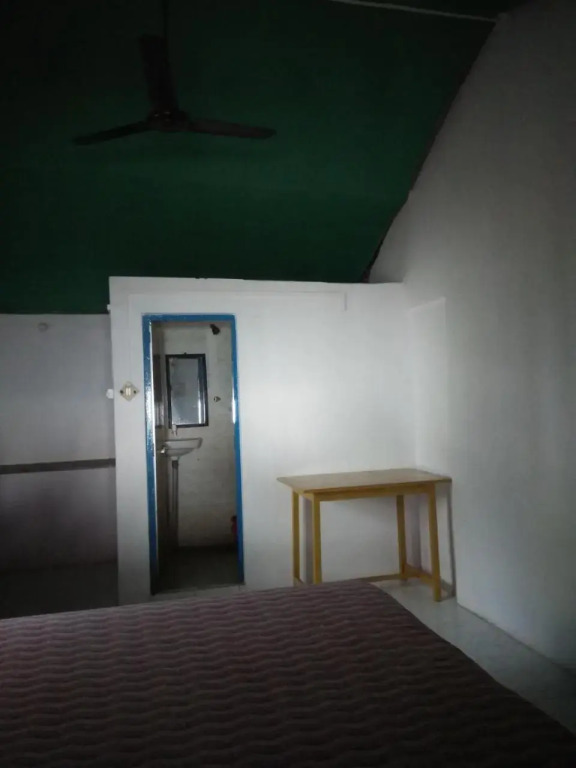 Goroomgo Om Ganesh Naik Cliff Side Guest House Goa