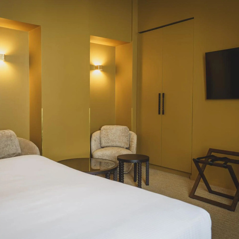 Hotel Gounod Fully Renovated