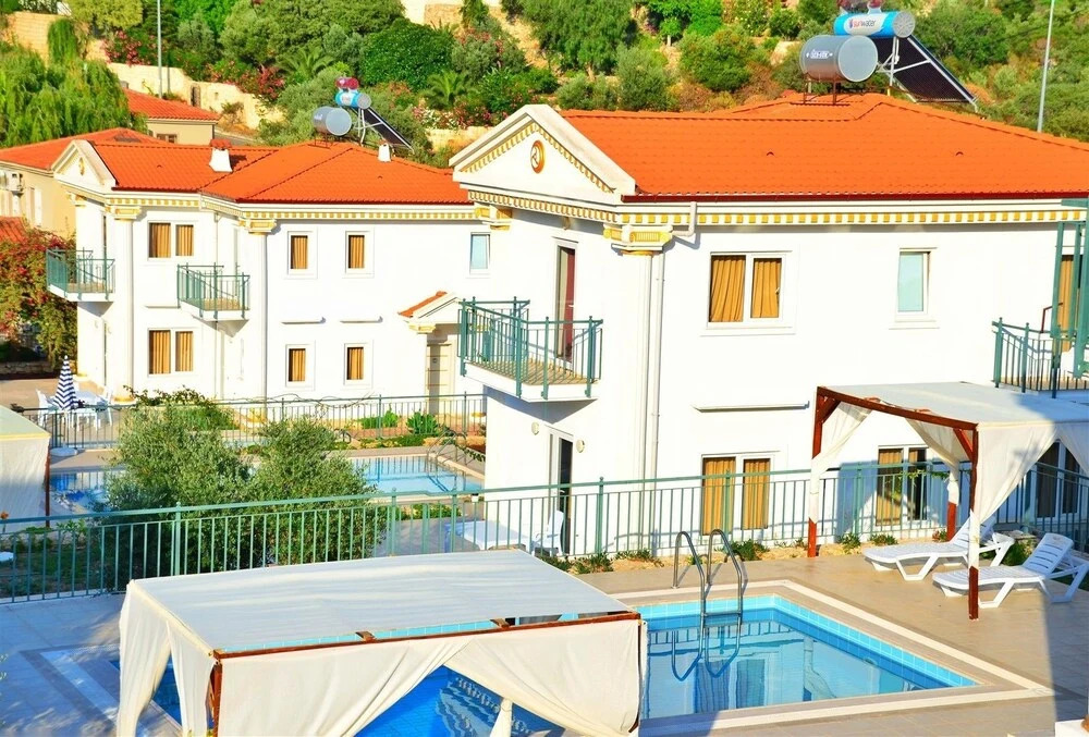 Villa Soral 1 by Akdenizvillam
