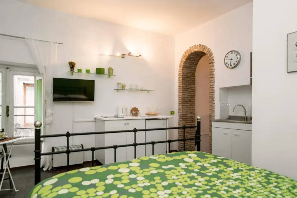 Trastevere Intimate Apartment