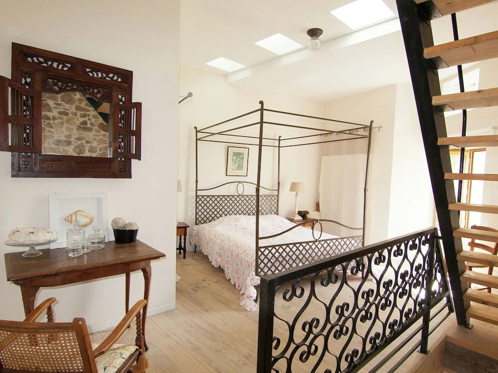 Romantic Tower in Dordogne With Rooftop Terrace