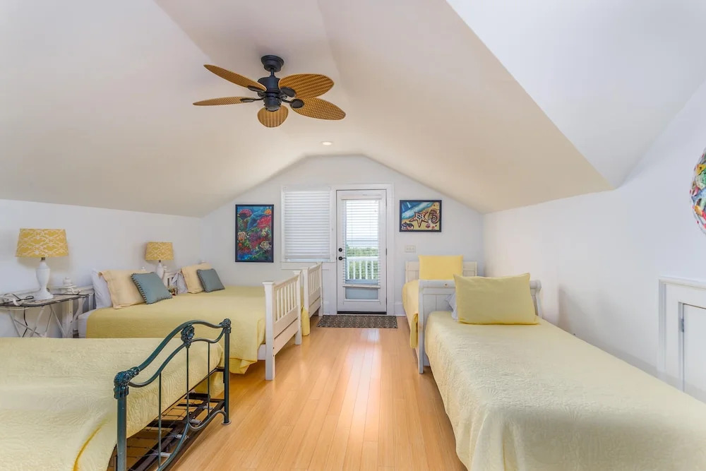 4205 9th Street by Hodnett Cooper