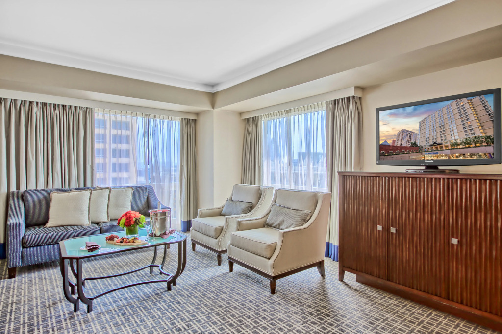Omni Los Angeles Hotel