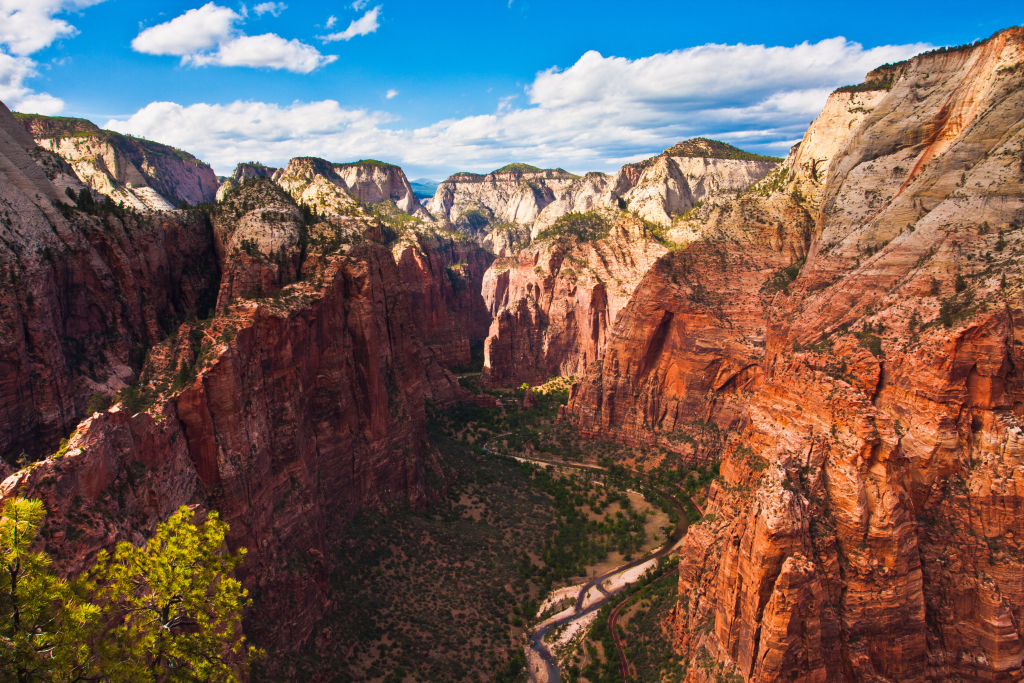 Holiday Inn Express & Suites St George North - Zion
