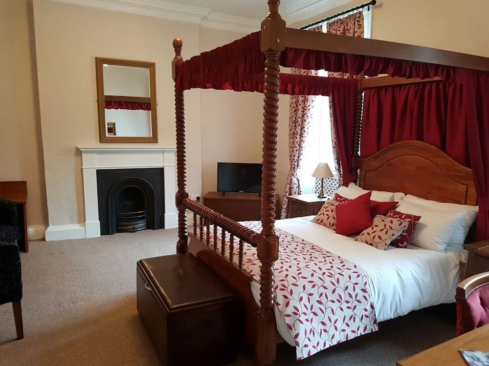 The Greyhound Hotel Cromford