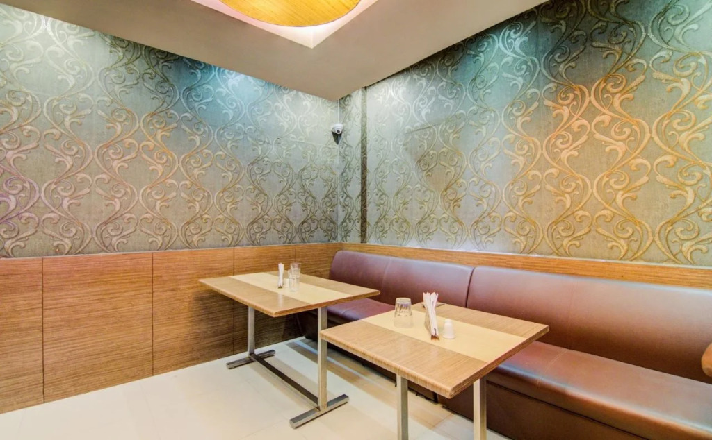Grand Tiara Hotel