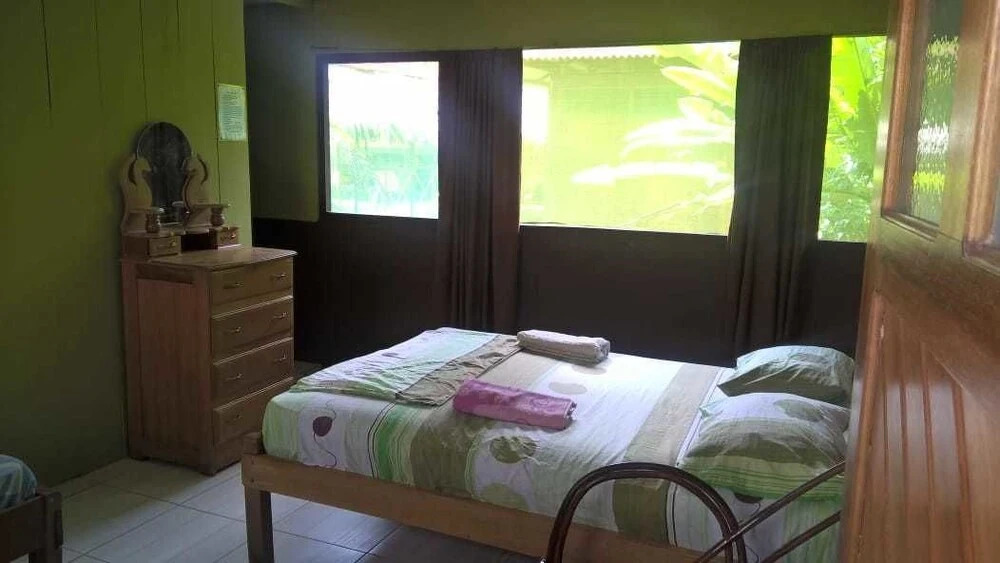 Johmer Expedition Tours & Lodge