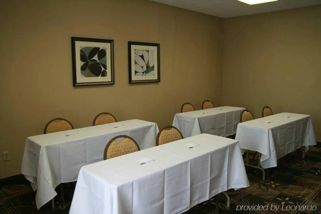Park Inn by Radisson, Columbus State University Area