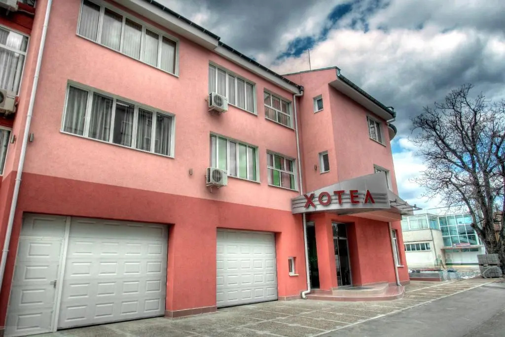 Family Hotel Mania