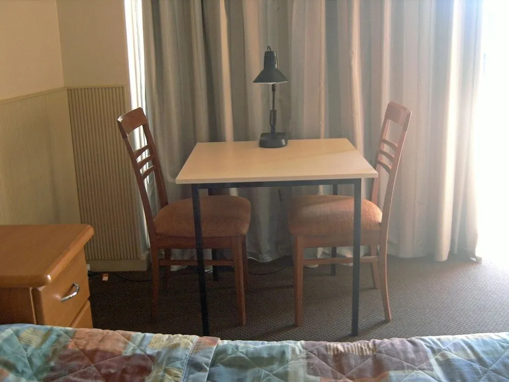 Travellers Rest Motel