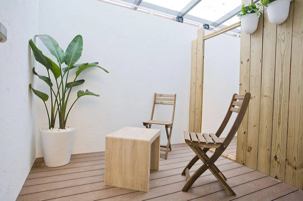 Enrich House