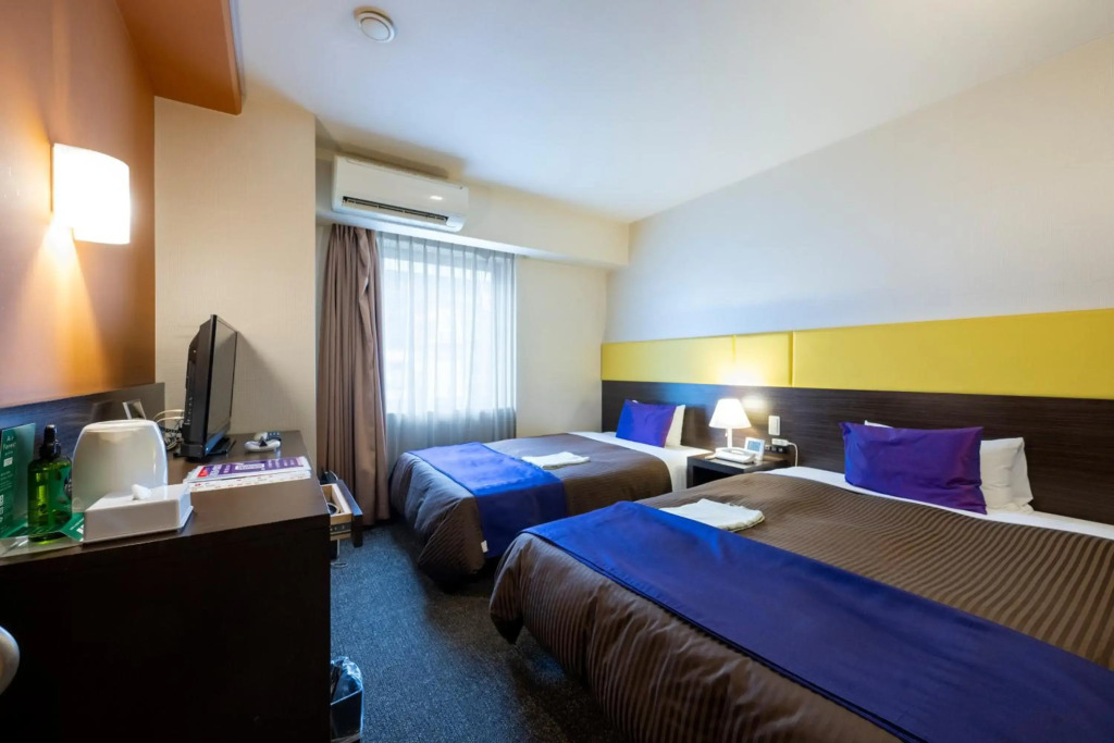 Hotel 1-2-3 Takasaki