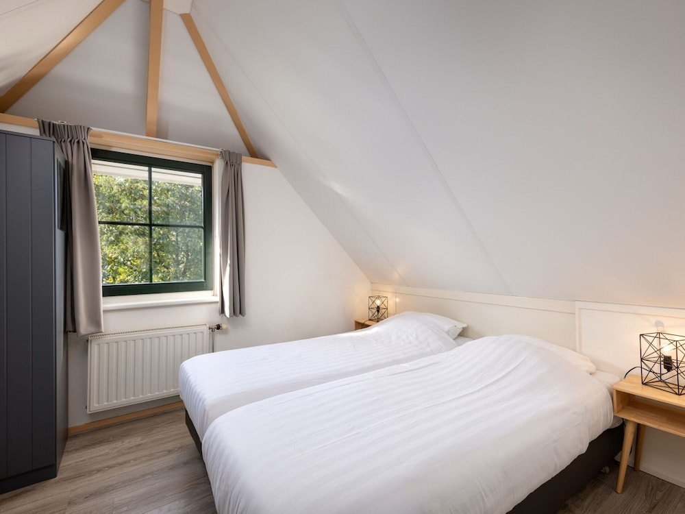 Holiday Home in Park in Twente
