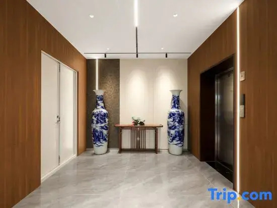 Shangyishu · Business Holiday Hotel | Boque Hotel (Yanji Yanbian University Waterside Market)