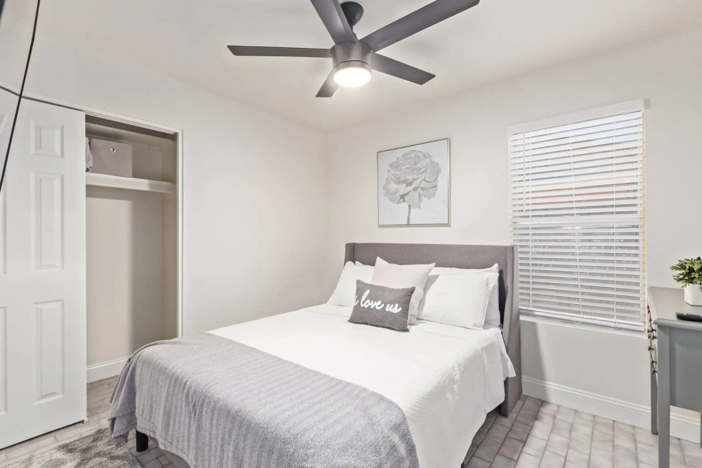 Stunning Hunter Single Family Home in the Heart of Mesa