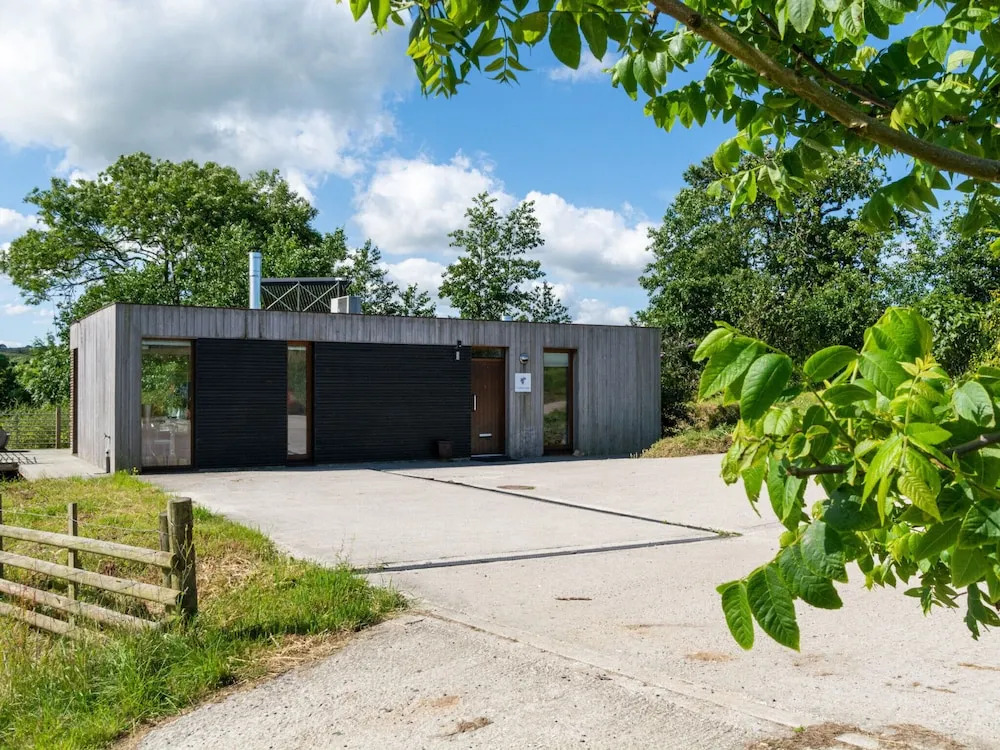 Comfortable Holiday Home in Saint Essey With Fireplace