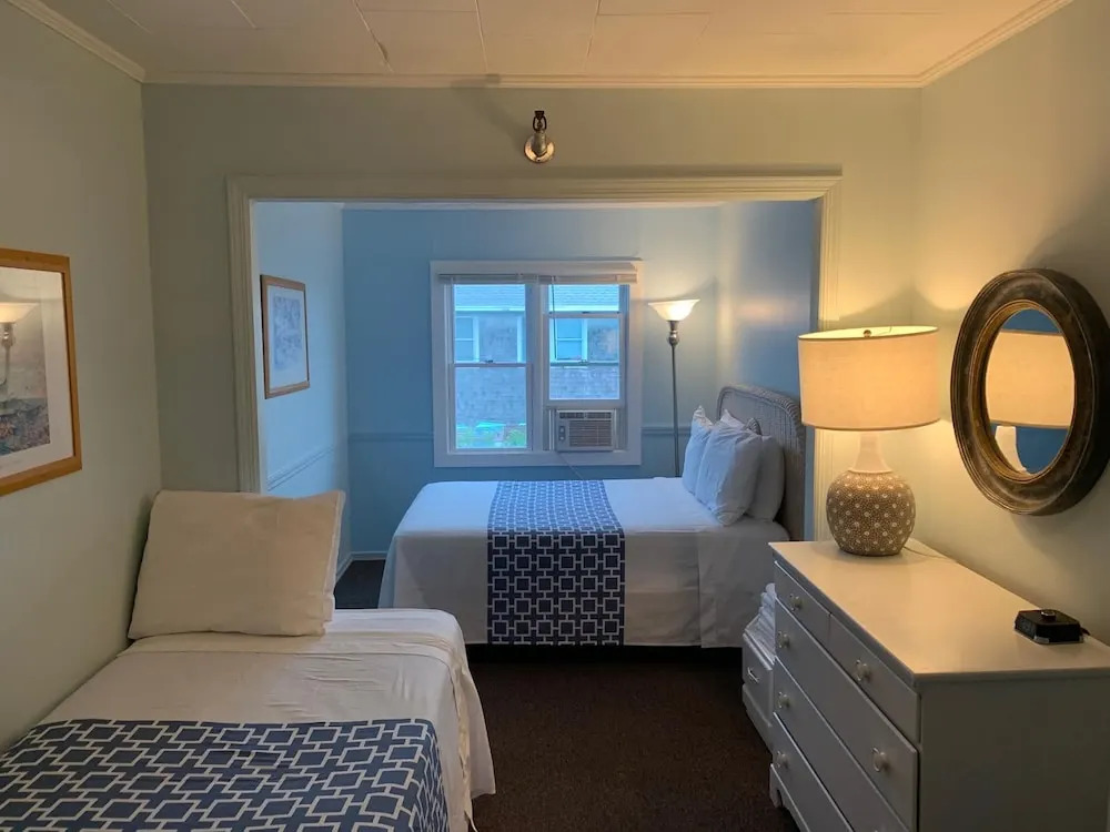 Cleggs Hotel