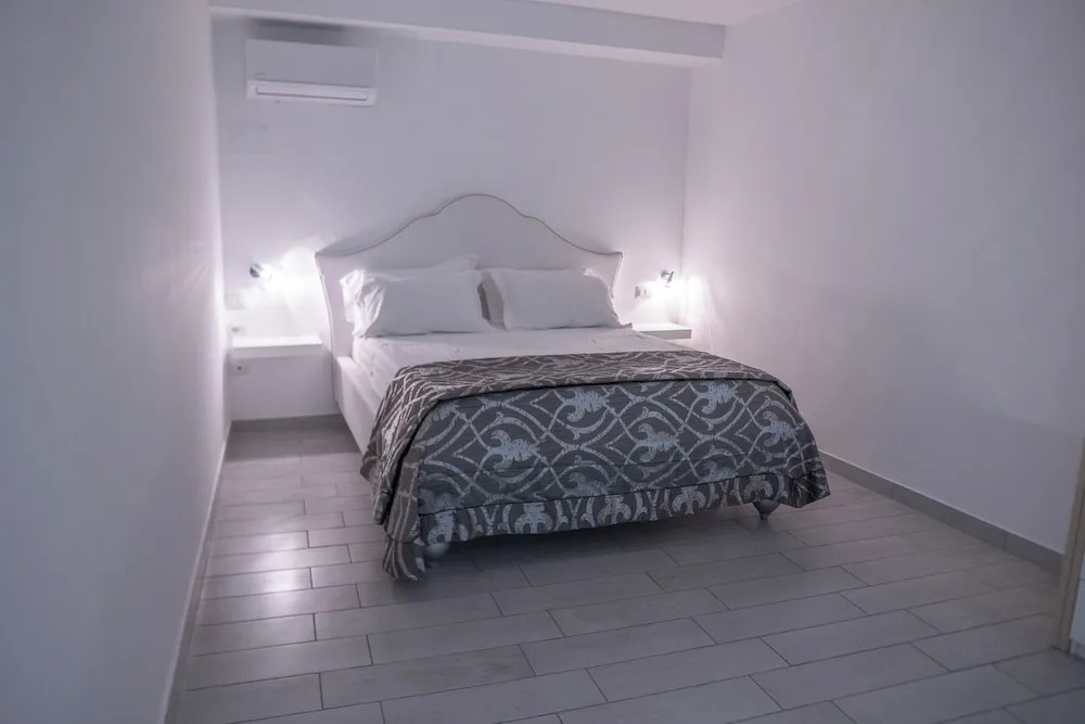 Suite délite Chiaia