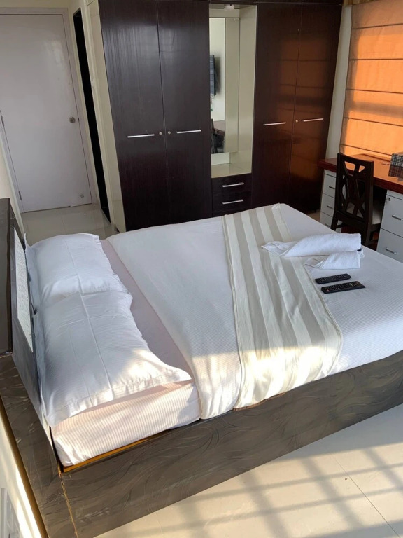Comfortable & Relaxing Stay In Bandra East