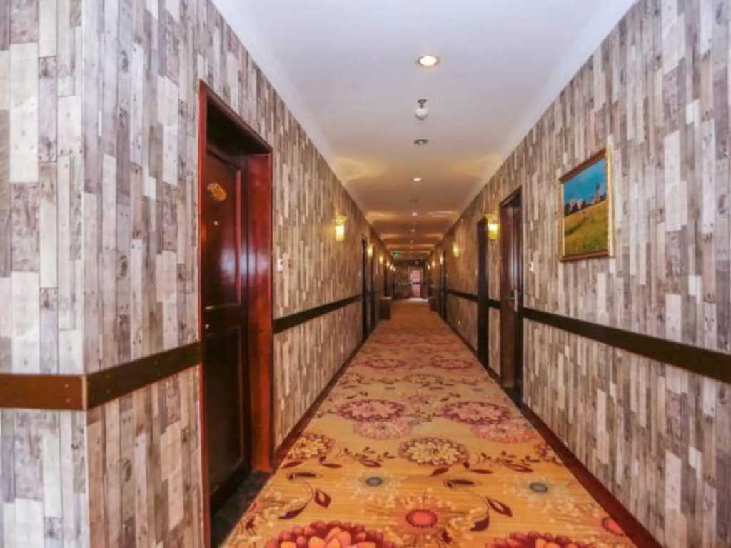 Yazhi Hotel Kaiping