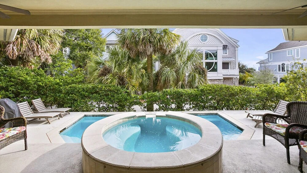 Pura Vida by Five Star Properties