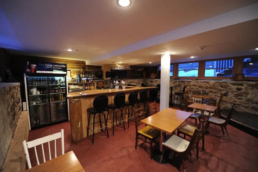 Auberge jeunesse de Saguenay - La Maison Price