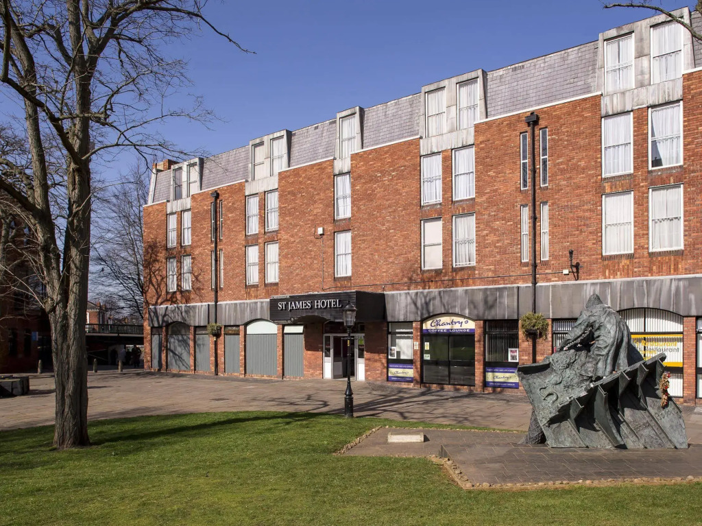 St James Hotel
