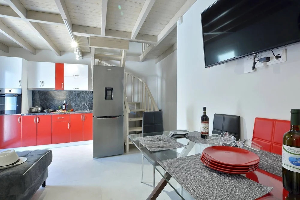 Villa Bratou Ignis Sleeps 6 with Parking