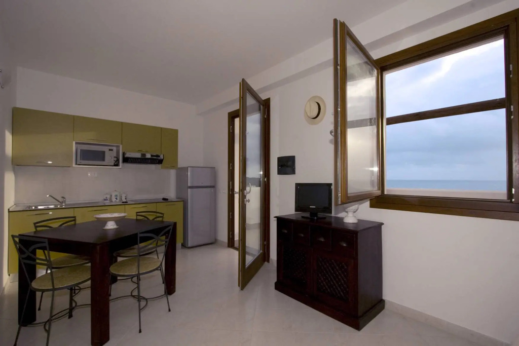 Kuddie Rosse Eco-Friendly Residence