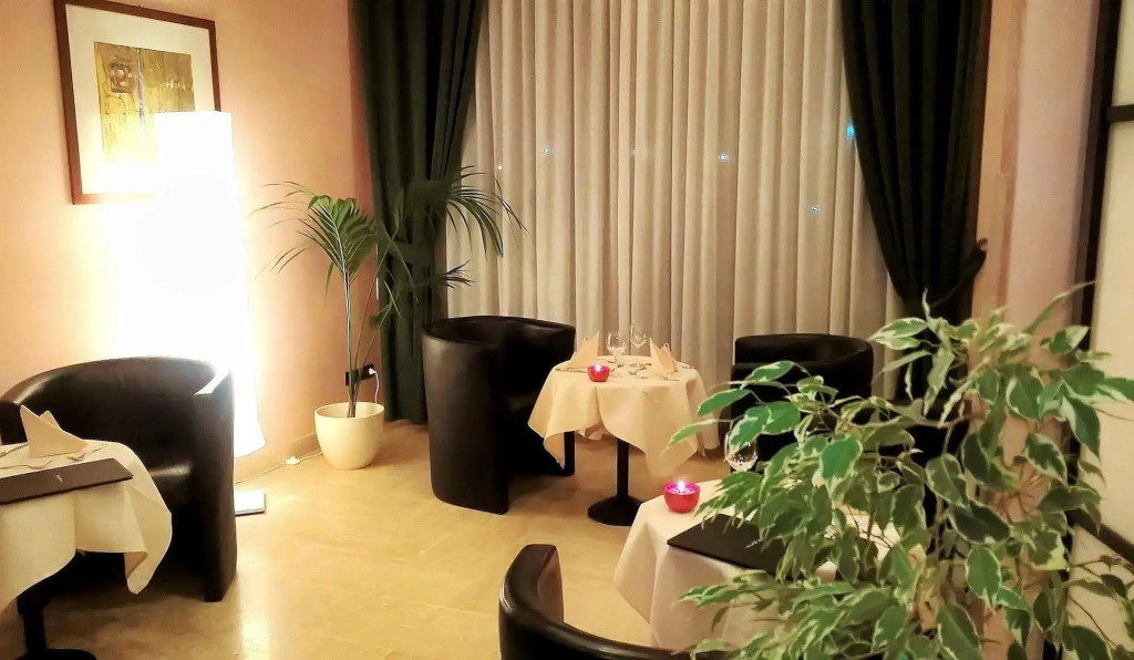 Hotel Executive Meeting & Events