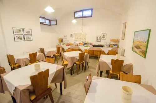 Hotel Iris