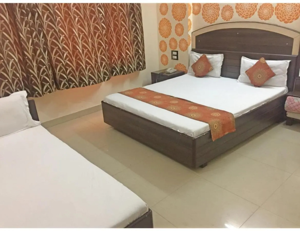 HOTEL G!S Paradise Amritsar - Provided Fully Air Conditioned & Well Decorated Rooms - Free Parking And Free Wi-fi Facility - A Premium Hotel In Amritsar