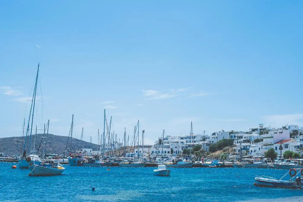 Chill & Co. Serifos