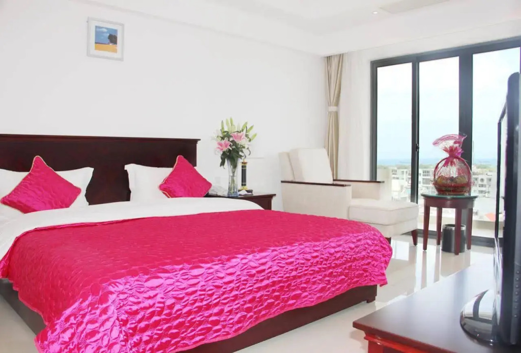 Sanya Huabaoshi Hotel