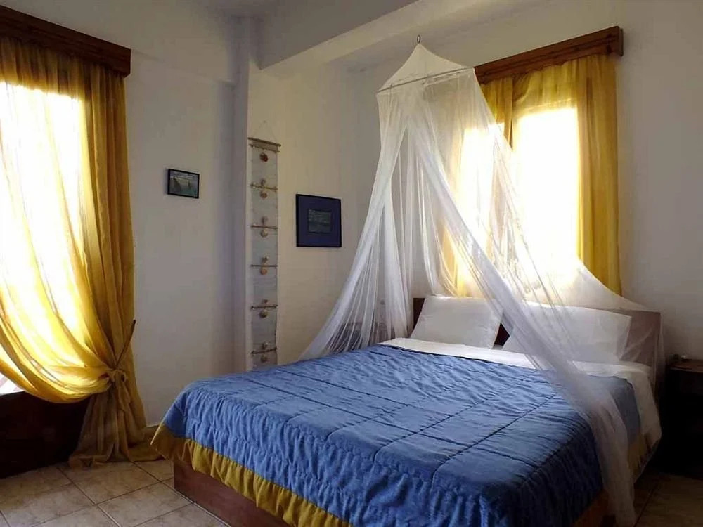 Christaras Apartments