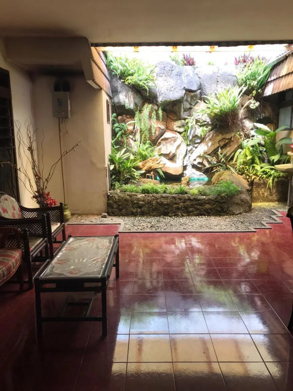 Villa and Guest House Batu Indah