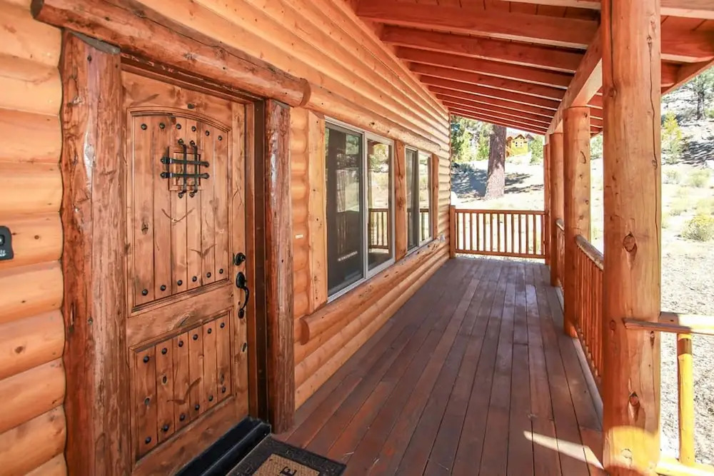 1648 - Luxury on Eagle Ridge by RedAwning