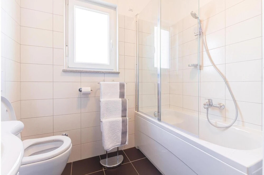 Stunning Home in Fazana With Wifi and 3 Bedrooms