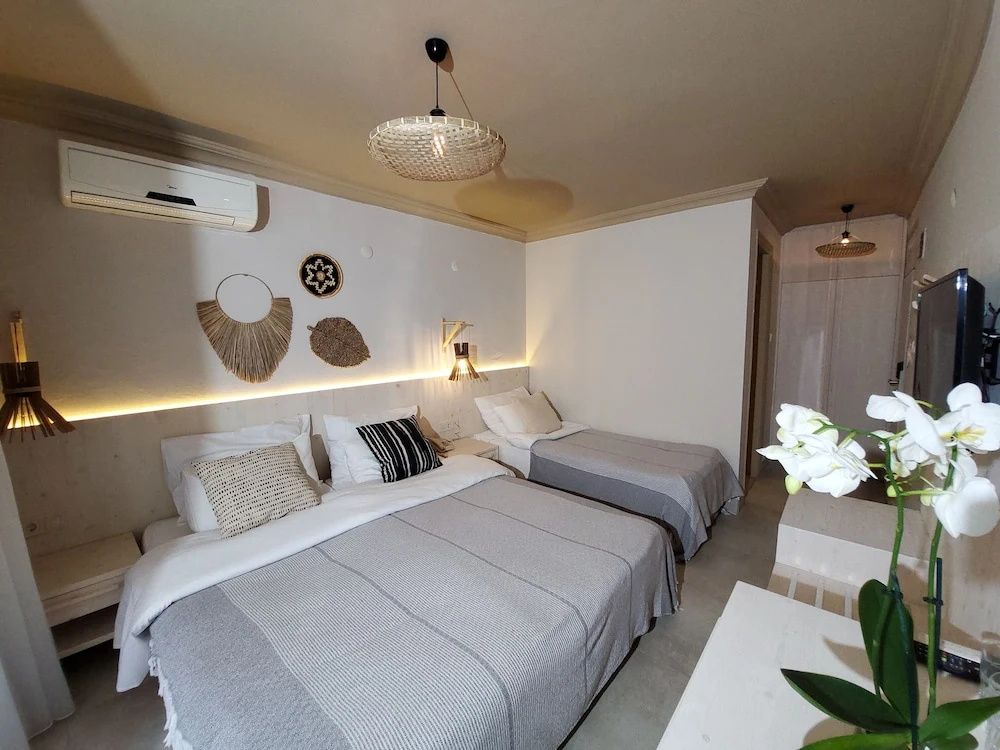 Sun Hotel By En Vie Beach