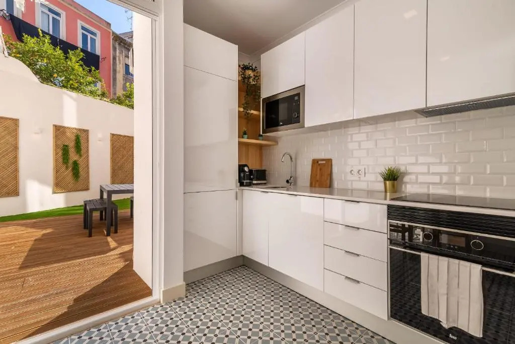 1bd Industrial-Styled Home in Lisbon by GuestReady