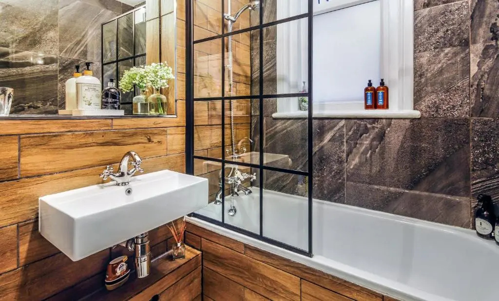 KIRA Beach House, Large luxury 2 bedroom apartment